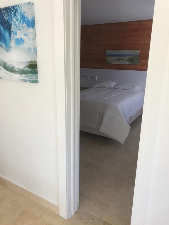 Wave Beach Vacation Rentals Pompano Beach Room photo