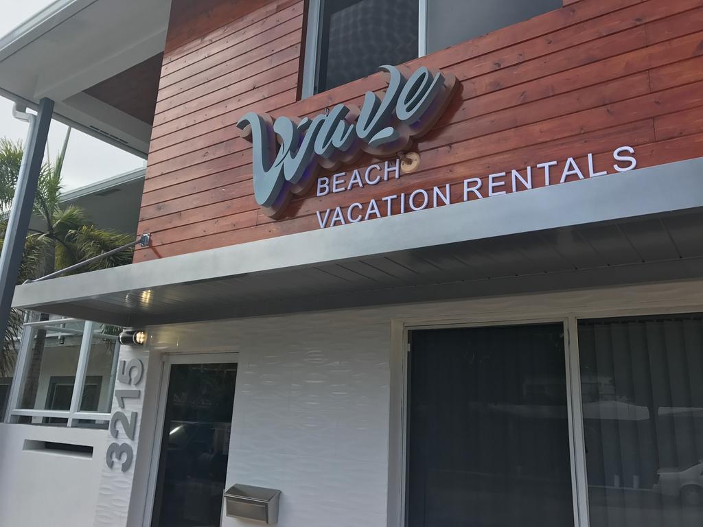 Wave Beach Vacation Rentals Pompano Beach Exterior photo